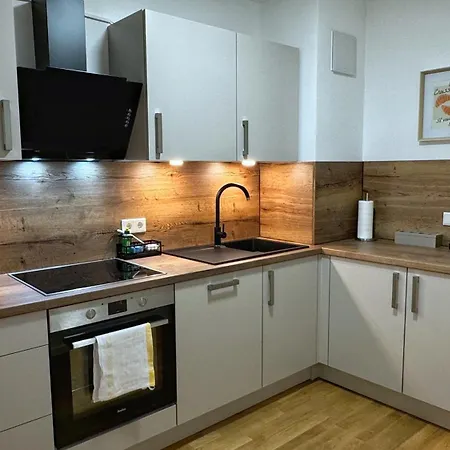 Star Living Near Frankfurt *