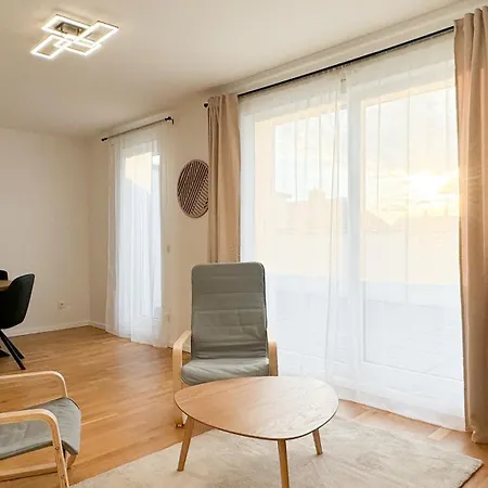 Star Living Near Frankfurt