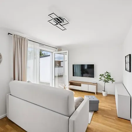 Star Living Near Frankfurt Apartmán *