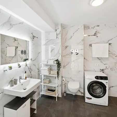 Star Living Near Frankfurt *