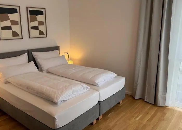 Star Living Near Frankfurt * 美茵河畔哈瑙